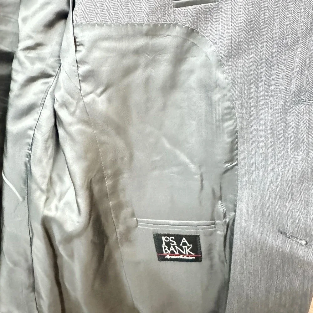 Jos. A. Bank item excellent